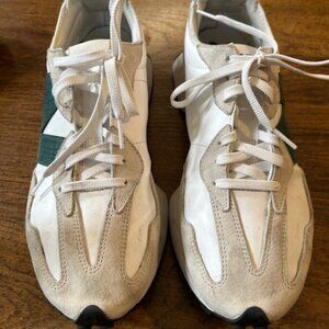 New Balance 327 Women's Sneakers, Size 11
